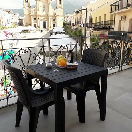 Casa Madonia Apartamento Terrasini Exterior foto